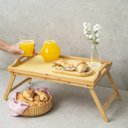 Ver imagem 3 de BANDEJA COM PÉS DOBRÁVEIS DE BAMBU PALHINHA 50CM - OIKOS