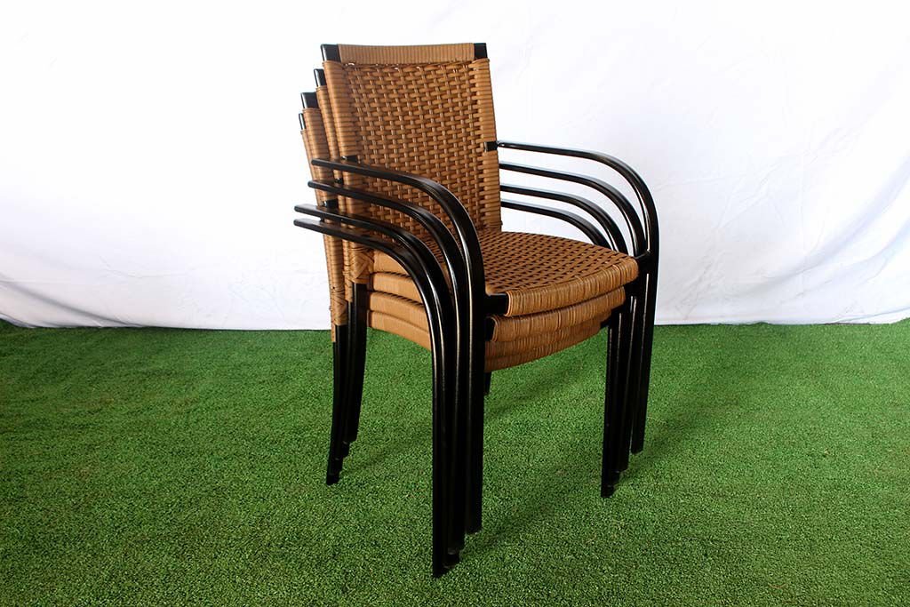 Kit 4 Cadeiras e Mesa com Tampo Ripado em Alumínio e Ombrelone para Piscina, Jardim, Edícula, Á - Av - 5