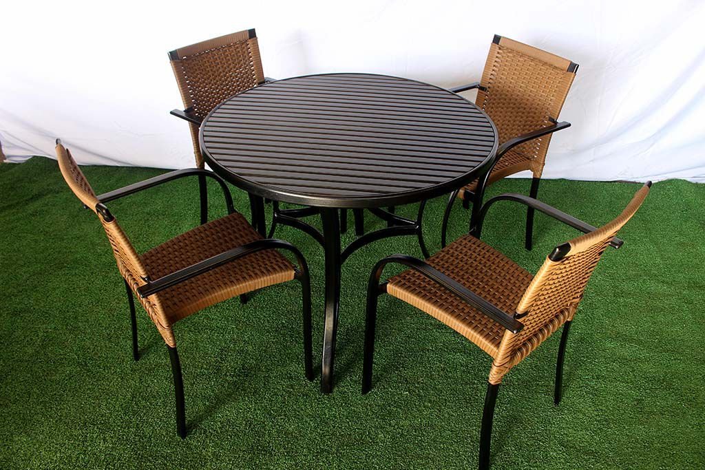 Kit 4 Cadeiras e Mesa com Tampo Ripado em Alumínio e Ombrelone para Piscina, Jardim, Edícula, Á - Av - 6