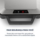 Ver imagem 6 de Sanduicheira Oster Inox Multiuso Tripla Camada Antiaderente 1000w/127v - Osan500