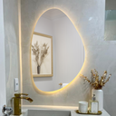 Ver imagem 4 de Espelho Orgânico Lapidado com Led 57x37cm Led À Pilha ou Fonte:branco Quente Pilha