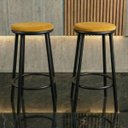 Ver imagem 3 de Kit 2 Banquetas Altas Estofadas para Cozinha e Balcão Luna:amarelo