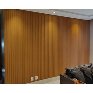 Painel Ripado Versátil: 03 unid. 270X110cm larg. Talatto Painéis Peroba
