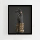 Ver imagem 4 de Kit 3 Quadros Mãos Douradas Canvas Moldura Preta 60x40cm