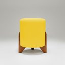 Ver imagem 6 de Puff Decorativo Eloah Redondo Assento Extra para Sala Quarto Suede Pufe com Pés de Madeira
