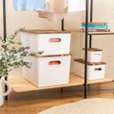 Ver imagem 6 de Caixa Organizadora 1,5l de Plástico com Tampa de Madeira Acácia - Oikos