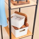 Ver imagem 5 de Caixa Organizadora 1,5l de Plástico com Tampa de Madeira Acácia - Oikos