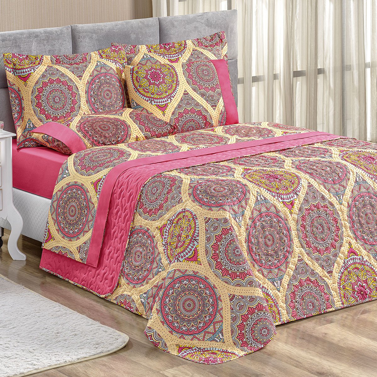 Cobre Leito Mandala Estampado Dupla Face 200 Fios Micropercal 2,40m x 2,20m com 2 Porta Travesseiros - 1