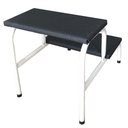 Ver imagem 3 de Escada Clínica de 2 Degraus Esmaltada Branca Tubo 3/4 Com Piso em MDF Com Antiderrapante Medcombo ES