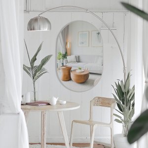 Espelho Oval 60x40cm Moldura em Couro Yescasa