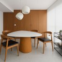 Ver imagem 4 de Mesa de Jantar Cone Orgânica Tríon Redonda 110x113 Cm Base Freijó Tampo Mármore