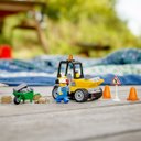 Ver imagem 4 de Lego City Caminhão de Obras na Estrada 58 Peças - 60284