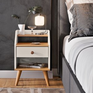 Mesa de Cabeceira Dakota com 1 Gaveta, Nicho e Prateleira - Off White com Freijó