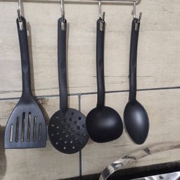 Conjunto 4 Utensílios de Cozinha Plástico Preto Colher Concha Escumadeira Espátula - 6