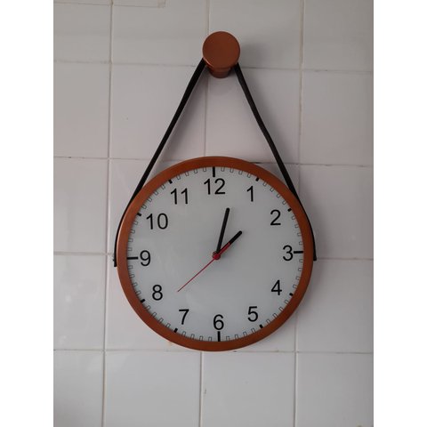 Relógio Adnet Cobre Alça Preta Numérico 30 cm Pino Pendurar