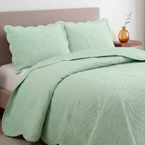 Kit Cobre Leito Maré Casal 3 Peças 100% Poliéster Matelassê Alto Relevo Verde Clara Luz Decora