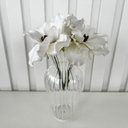Ver imagem 4 de Vaso de Vidro Pequeno Decorativo Plissado com Flor Branca