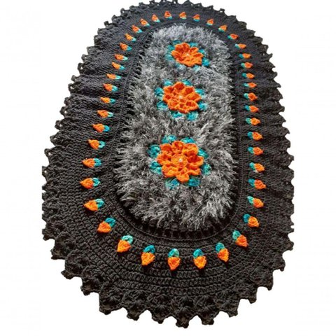 Tapete de Luxo Crochê Artesanal Preto com Flor
