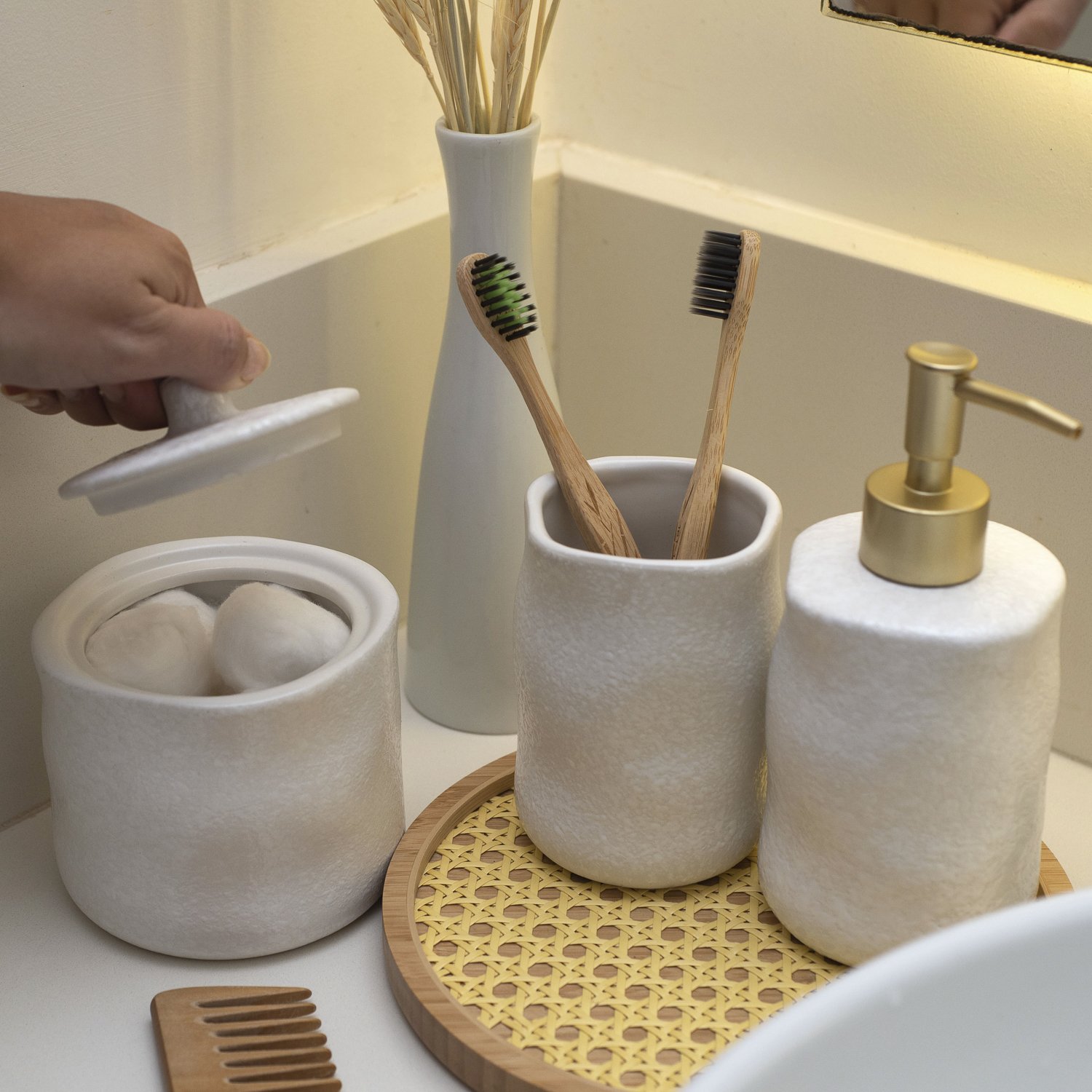 Porta Sabonete Liquido de Ceramica Branco Oikos - 2