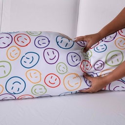 Capa para Travesseiro Fofuxão Colorê 1 Peça 1,46m X 46cm 100% Poliéster com Zíper - Smile - 6