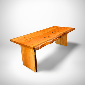 Mesa de Jantar Orgânica Pequiá Casa Garra 8 Lugares