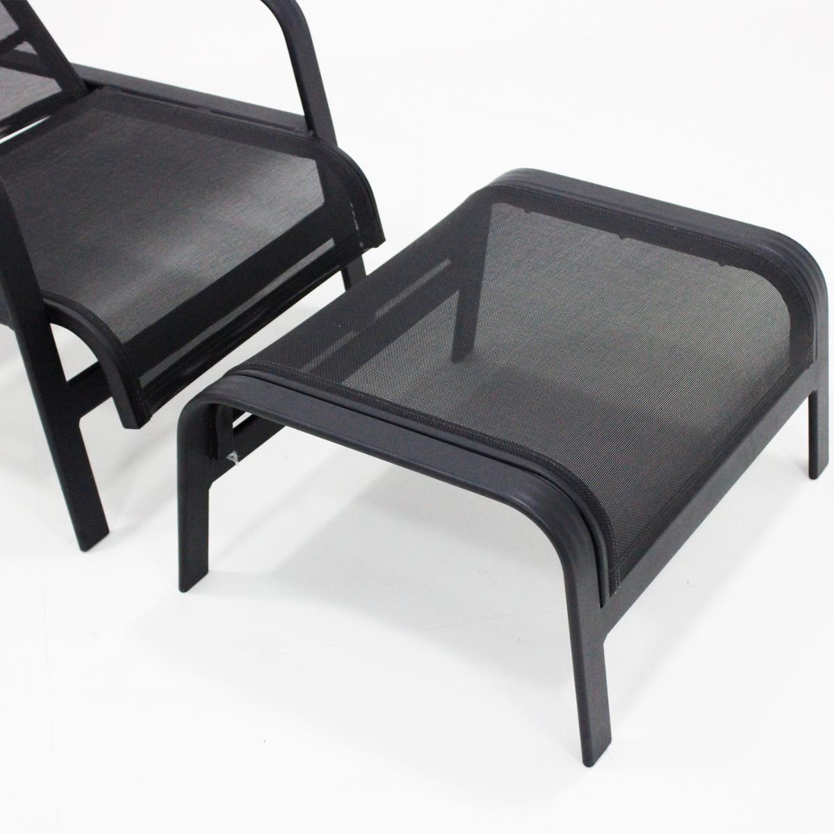 Cadeira Mini Espreguiçadeira de Piscina com Puff Alumínio e Tela Sling Lótus - Voratto Móveis - 6