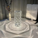 Ver imagem 1 de Abajur Led Touch Luminaria Cristal Rgb Várias Cores Controle Remoto Acende com 1 Toque Luz Noturna