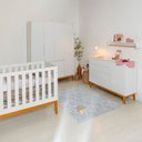 Ver imagem 1 de Kit Quarto Infantil com Pés Square Mel - Cômoda Elfe 4 Gavetas e 1 Porta + Guarda-Roupa Elfe + Berço