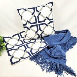 Kit Manta para Sofá Azul com Capa de Almofada - 3