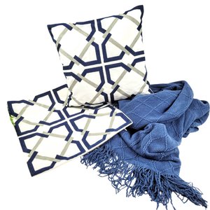 Kit Manta para Sofá Azul com Capa de Almofada
