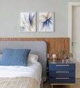 Ver imagem 5 de Duo de Quadros Abstrato Floral Abstrato Fluidez Azul e Ouro 40x31,5cm Canvas Moldura Branca