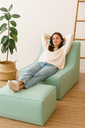 Ver imagem 1 de Chaise Tiktok Sofá Cama 2 Lugares com Puff Verde Menta para Redes Sociais Bz Home Decor