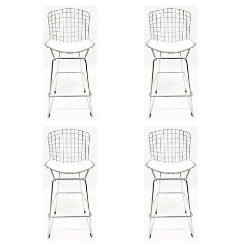 Kit 4 Banquetas BERTÓIA cromada assento branco altura 60cm - Direto de Fábrica