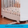 Quarto de Bebê Cômoda Guarda Roupa com Janelas Losango e Berço Americano Cocada - 13