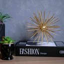 Ver imagem 2 de Enfeite Decorativo Ouriço em Metal Dourado 17cm - Indo Decorar