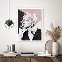 Ver imagem 1 de Quadro Decorativo Surrealismo Mulher Flores - 70x50cm:moldura Preta