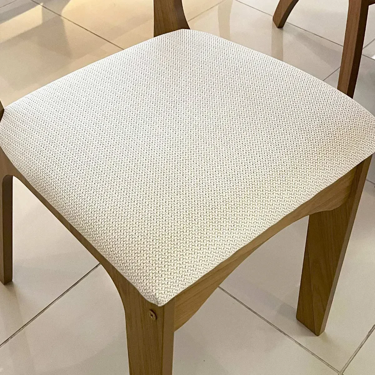 Ver imagem 4 de Kit 2 Cadeiras Estofadas Encosto Telado Estrutura 100% MDF Bolonha