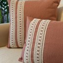 Ver imagem 4 de Capa de Almofada Atelier Renda Rosé 45x45
