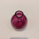 Ver mais imagens de Vaso Garrafa Decorativo de Vidro Roxo 9x7x7cm Enfeite Sala Mesa Estante Aparador