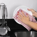 Ver imagem 3 de Kit Pano Multiuso Enxuga e Limpa Microfibra 3 Pçs Vermelho