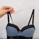 Ver mais imagens de Kit 10 Cabides para Lingerie com Encaixe para Alças Lojas Transparentes Arara