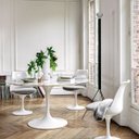 Ver imagem 3 de Mesa de Jantar Tulipa Saarinen Redonda 110 Cm Mármore Carrara Base Branca Linn Design Mesa de Jantar