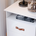 Ver imagem 6 de Kit 2 Mesas de Cabeceira Cama Quarto Mini Cômoda Gaveteiro com Puxador em Couro Sonetto - Branco