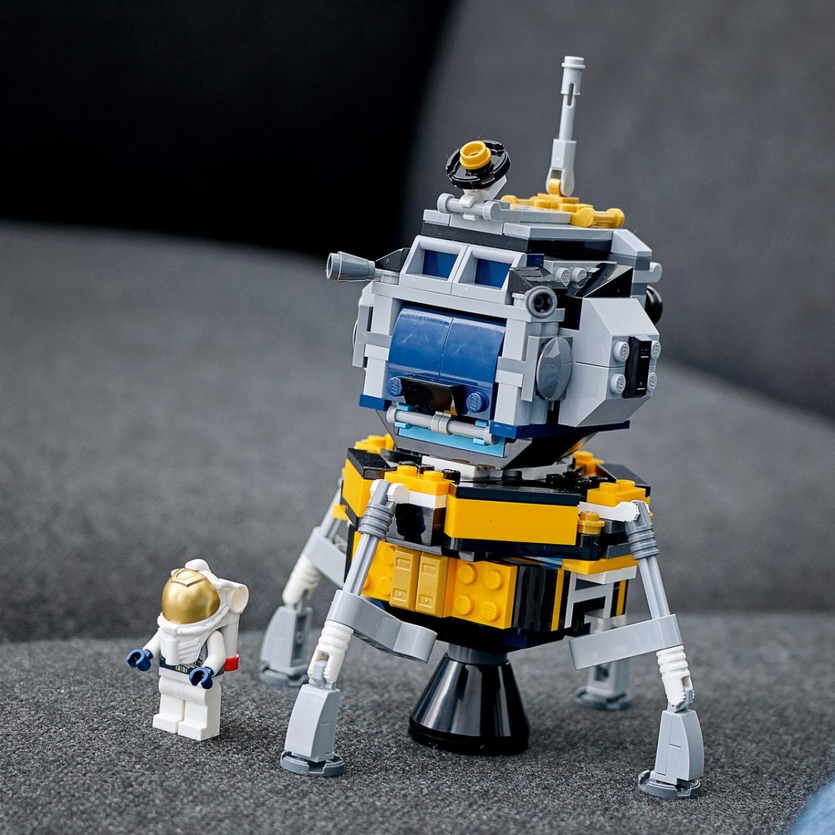 Lego Creator Aventura No Ônibus Espacial 486 Pçs - 31117 - 7