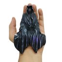 Ver imagem 4 de Exu Protetor Capa Sentado Sem Rosto Cinza 15 cm Resina