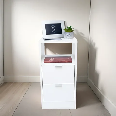 Mesa de Cabeceira Branca 2 Gavetas e 1 Nicho Mesinha para Quarto Lateral da Cama Estilo Cômoda