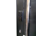 Ver imagem 5 de Porta Pivotante de Alumínio Preto com Puxador com Fechadura Digital Linha 30 - Esquerda/ 210 x 120