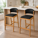 Ver imagem 1 de Kit 02 Banquetas Alta com Encosto Madeira Charmy Courissimo:Courissimo/Preto
