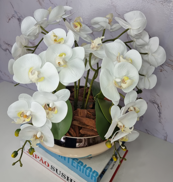 Arranjo Com 4 Orquídeas Branco Vaso Dourado 28cm - 2