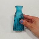 Ver mais imagens de Vaso Garrafa Decorativo de Vidro Azul 11x5x5cm Enfeite Sala Mesa Estante Flores